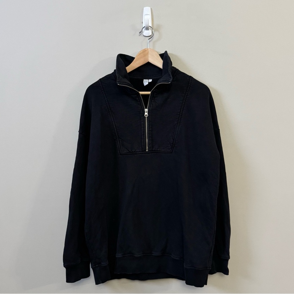 Stockholm Atelier & Other stories women’s oversized black half zip sweatshirt